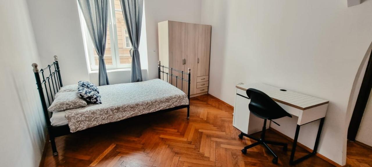 Batorego Apartment クラクフ エクステリア 写真