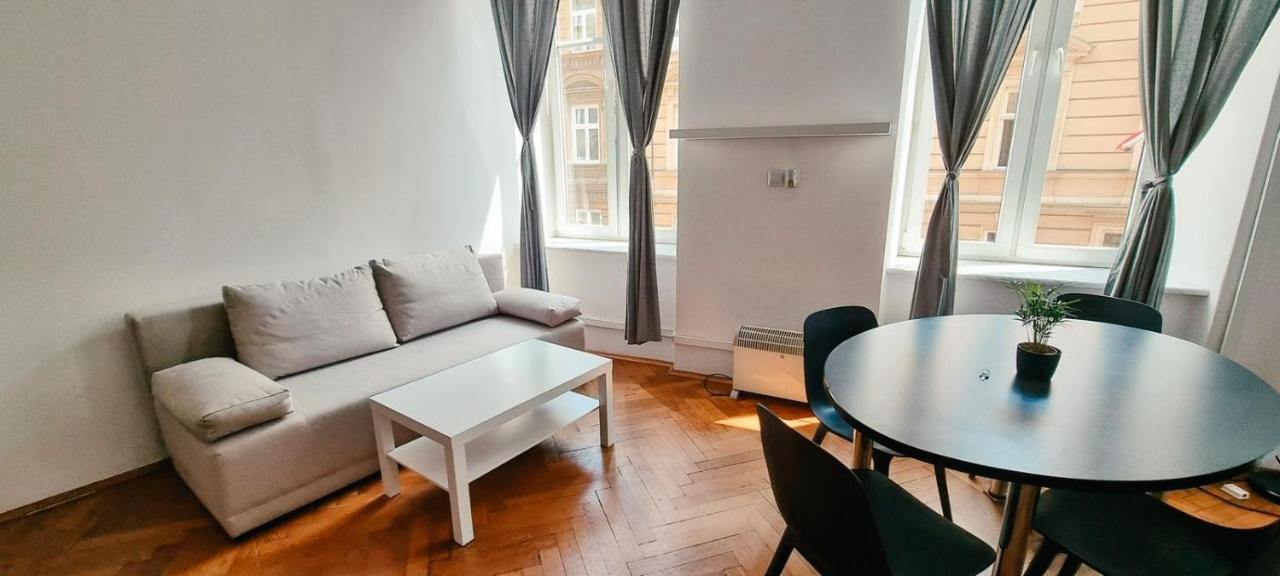 Batorego Apartment クラクフ エクステリア 写真